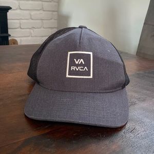 RVCA Trucker hat